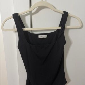 Babaton Black Scoop Neck Tank Top